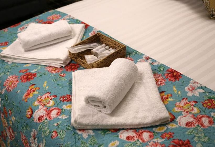 Семейный Номер, 4 Sisters Inn