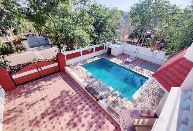 חדר סטנדרט, Golden Retriever Villa By Phr
