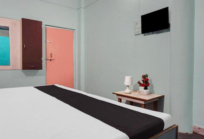 Трехместный Номер Классика, Oyo Sangameshwar Hotel & Lodging