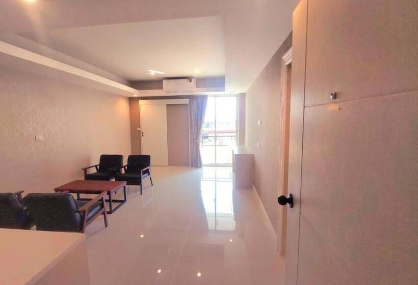 Семейный Номер, Pkk Hotel Residence