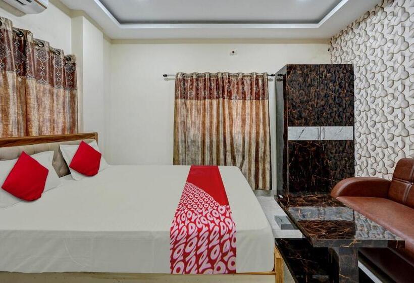 Номер Стандарт, Oyo Flagship Hotel Luxury Inn