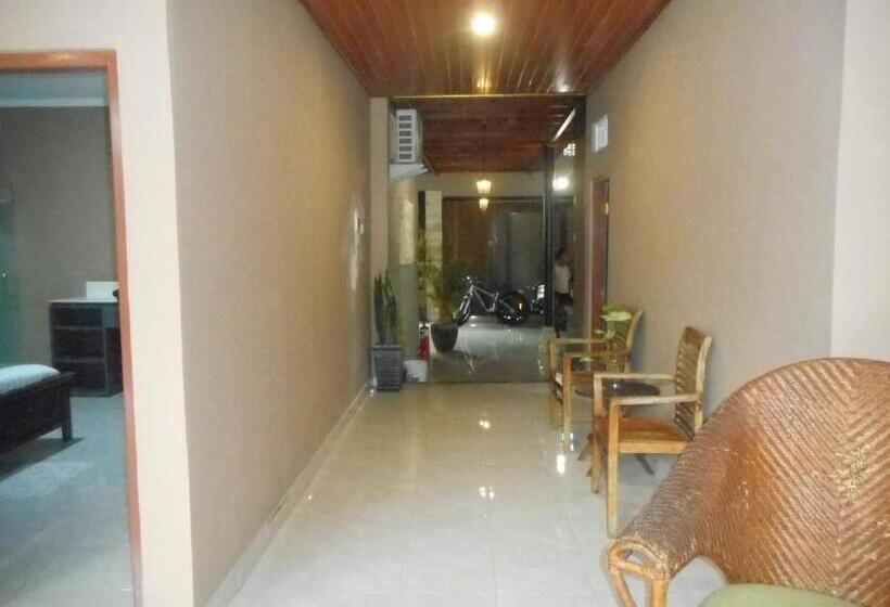디럭스 룸, Suci Amerta Guest House