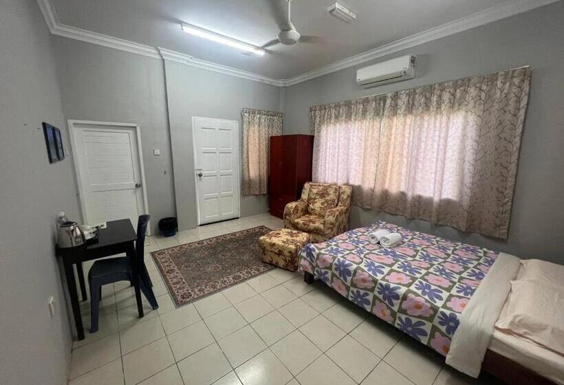 Студия Стандарт, Putra Sentosa Retreat Camp, Sematan