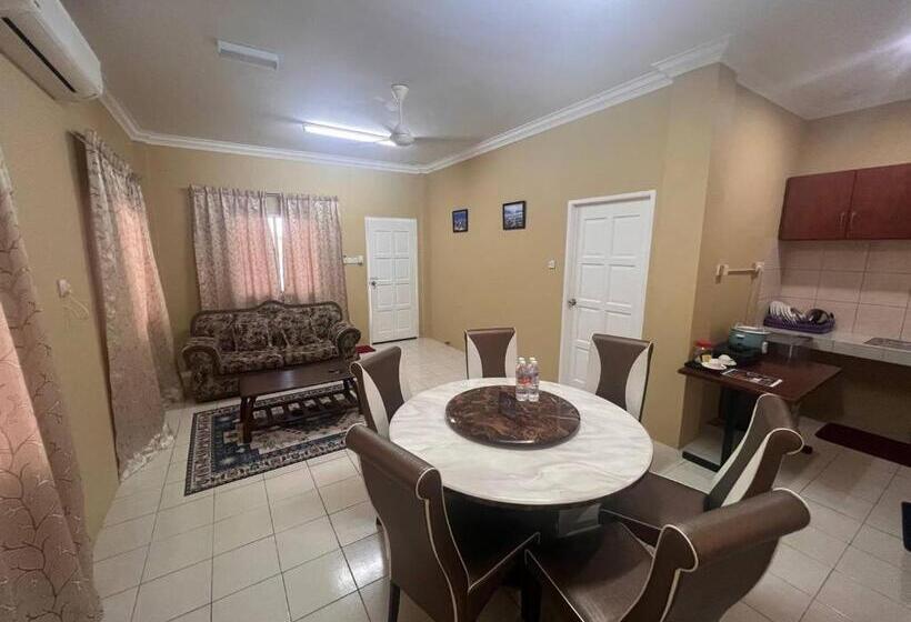 Студия Superior, Putra Sentosa Retreat Camp, Sematan