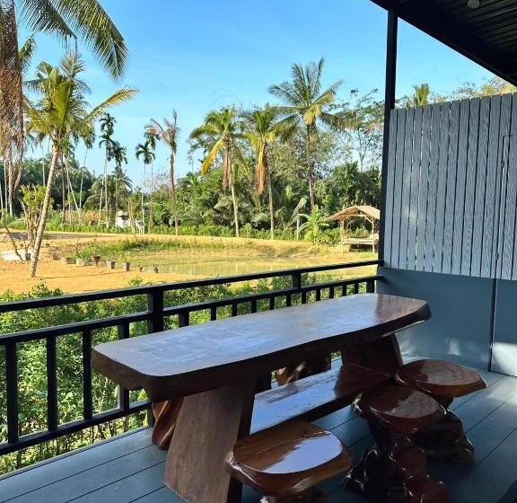Семейный Номер Вид на Горы, Phangnga Save House   เซฟเฮาส์พังงา