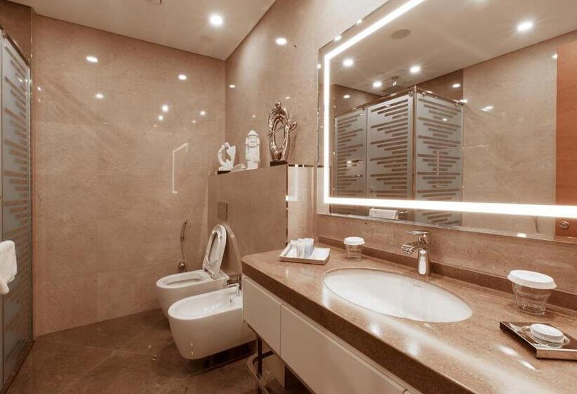 سوییت جونیور, Movenpick Winter Park Baku