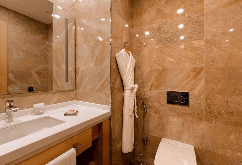 اتاق لوکس, Movenpick Winter Park Baku