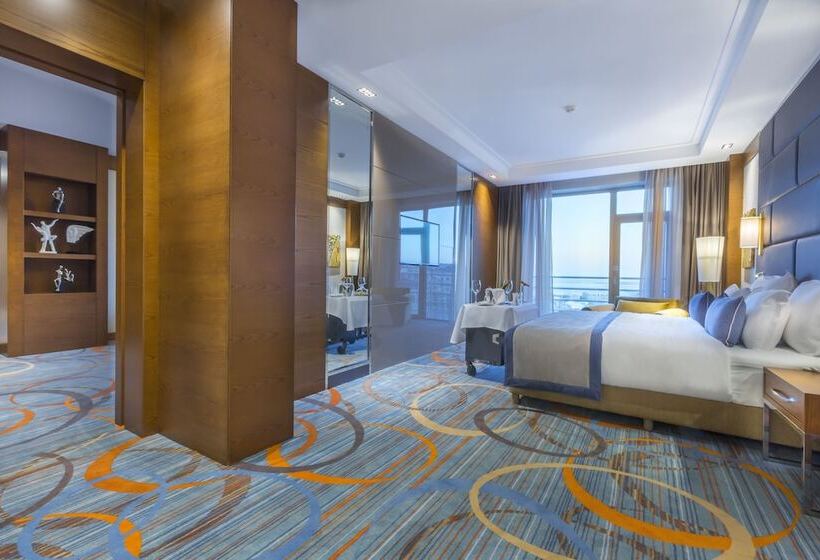 جناح إدارى, Movenpick Winter Park Baku