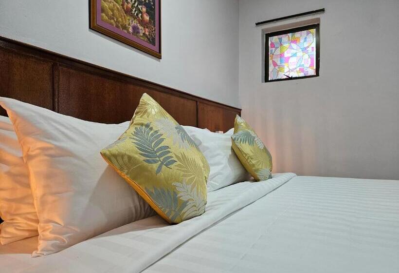 Номер Deluxe Кровать Кинг, Cottage Inn Gerik