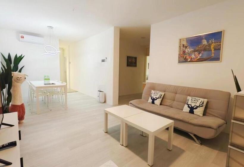 آپارتمان 3 خوابه, Alvilla   Jalan Sultan Ismail