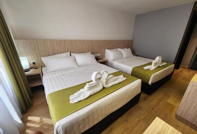 Семейный Номер Deluxe, Marudu Inn
