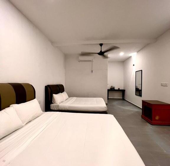 اتاق لوکس با چشم‌انداز دریا, Dumba Bay Tioman