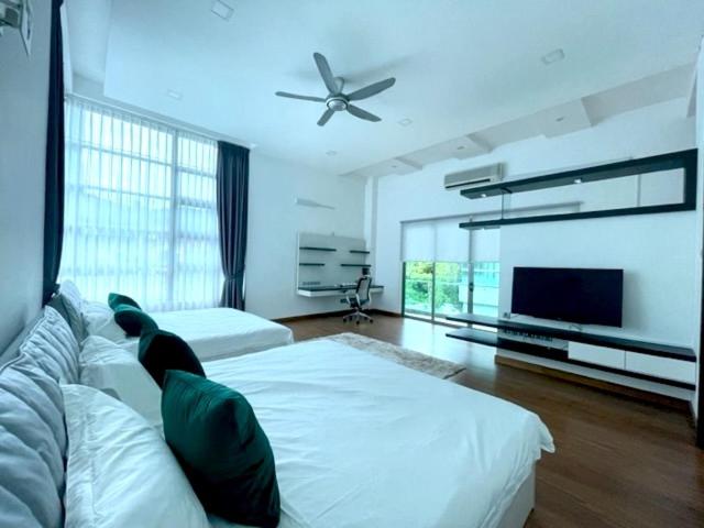 Номер Стандарт, Teluk Cempedak Seventh Haven