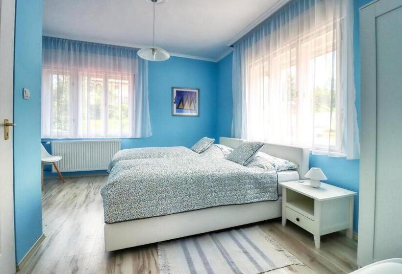 Номер Стандарт, Vincze Villa Vendégház