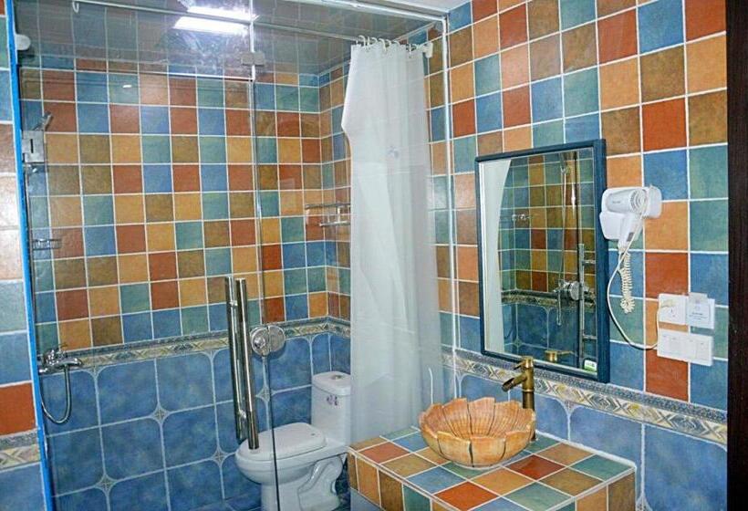 Номер Стандарт, Qiannuo Youth Hostel