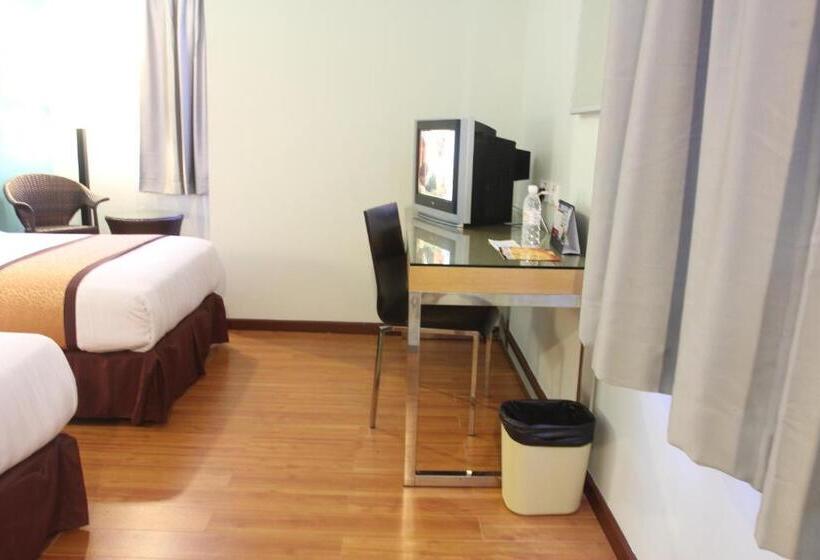 Номер Deluxe Кровать Кинг, Td Lodge Kota Belud