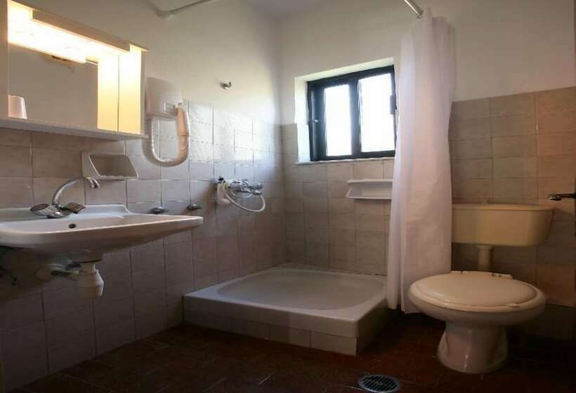 استودیوی استاندارد, Alexis Apartments Benitses
