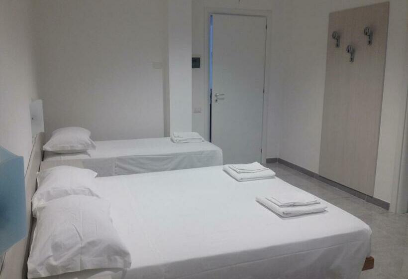 اتاق استاندارد سه نفره, Residence Palomba