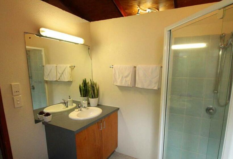 بانگلوی استاندارد, Muri Lagoon View Bungalows  Hillside Bungalow