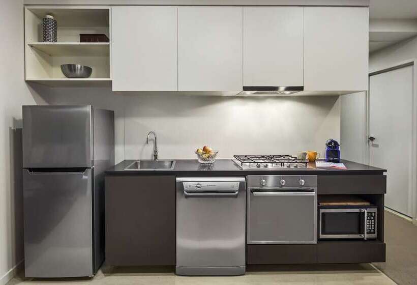 침실 2개 아파트, Winston Apartments