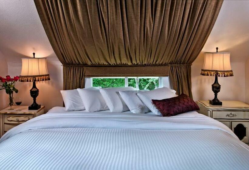 Люкс с гидромассажем, Cozy Rose Inn