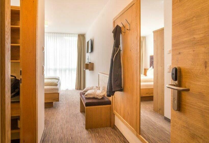 Номер Комфорт, Almhotel Kärnten