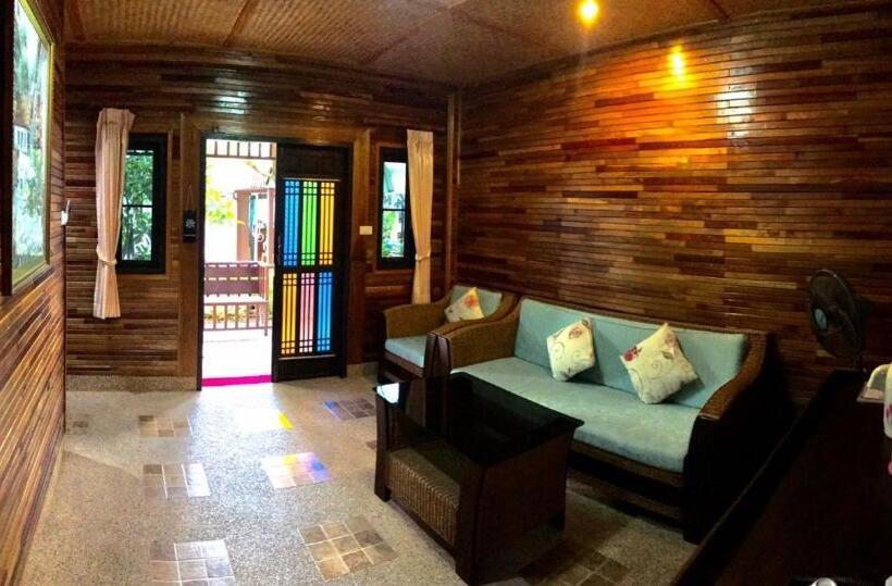 Номер Deluxe, Baan Soontree Resort