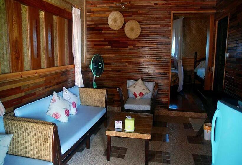 Семейный Номер, Baan Soontree Resort