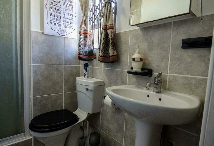 Апартаменты 1 Спальня, Jothams Bed & Breakfast Or Self Catering