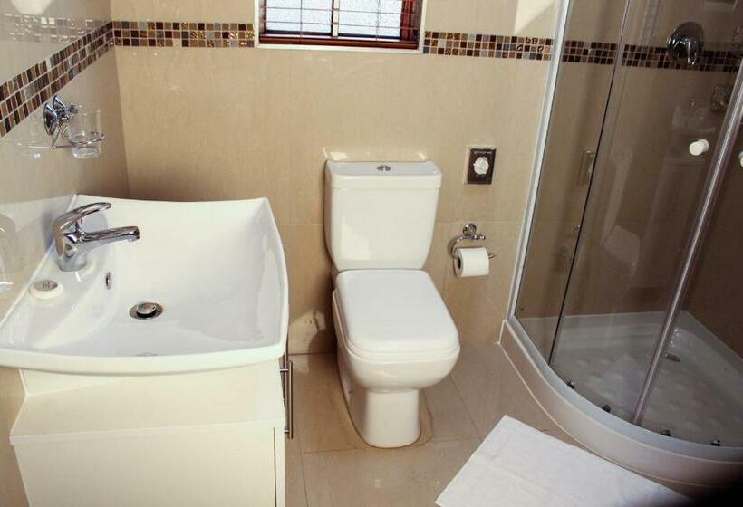 Семейный Номер, Victoria Heights B&b