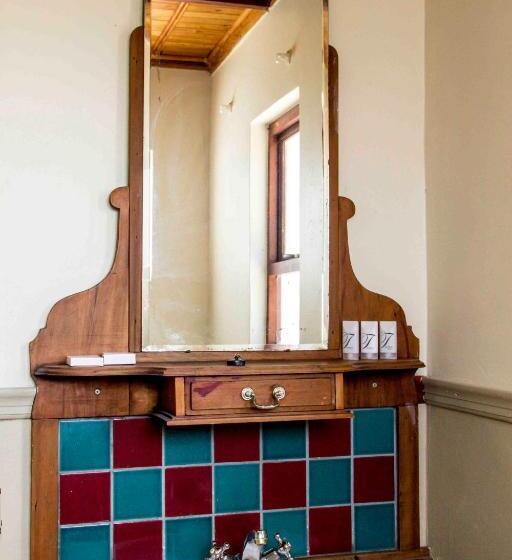 Семейный Номер, Victoria Heights B&b