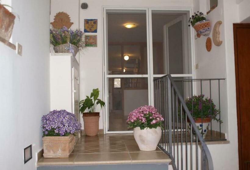 Casa 2 Quartos, Villa Apollo B&b