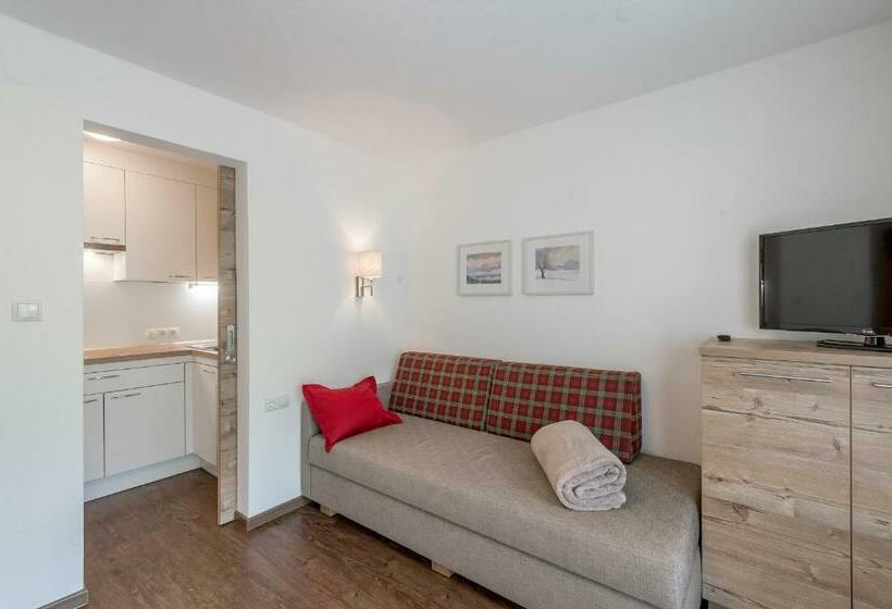 Apartamento 1 Dormitório com Sacada, Rechenau Living & Relax