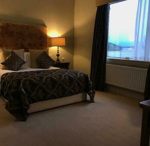 חדר סטנדרט נוף לאגם, St Kyrans Guest House