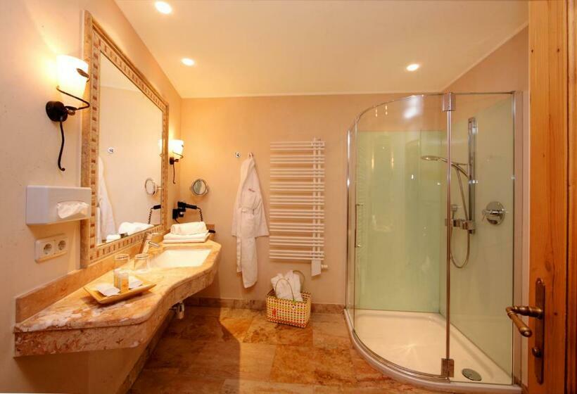 اتاق لوکس, Woferlgut   Wellness & Sport