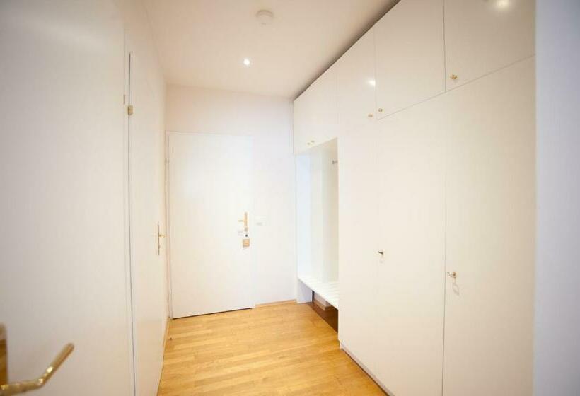 Номер Комфорт, Stadthotel Zur Goldenen Krone
