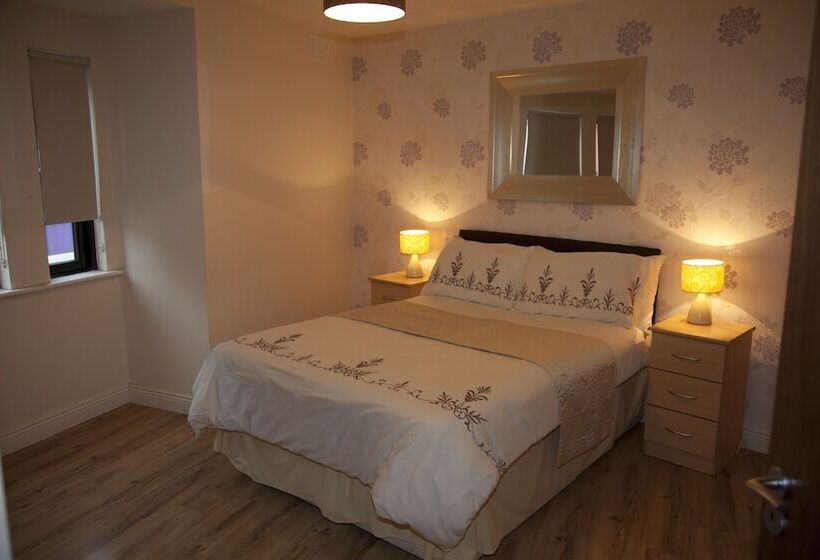 Апартаменты 2 Спальни, Arch House B&b & Apartments