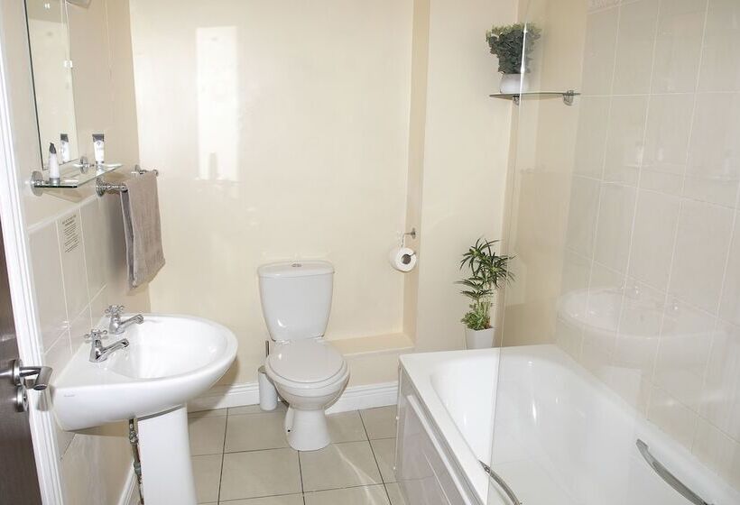 Апартаменты Economy 2 Спальни, Arch House B&b & Apartments