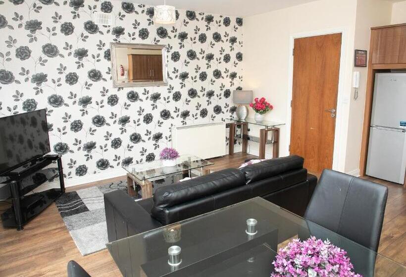 Апартаменты 2 Спальни, Arch House B&b & Apartments