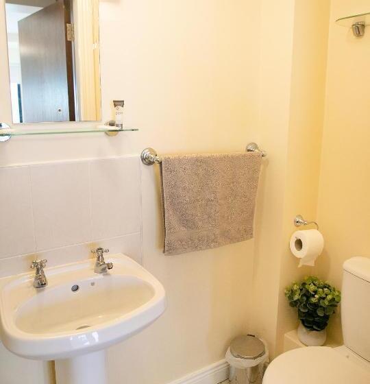 Апартаменты 3 Спальни, Arch House B&b & Apartments
