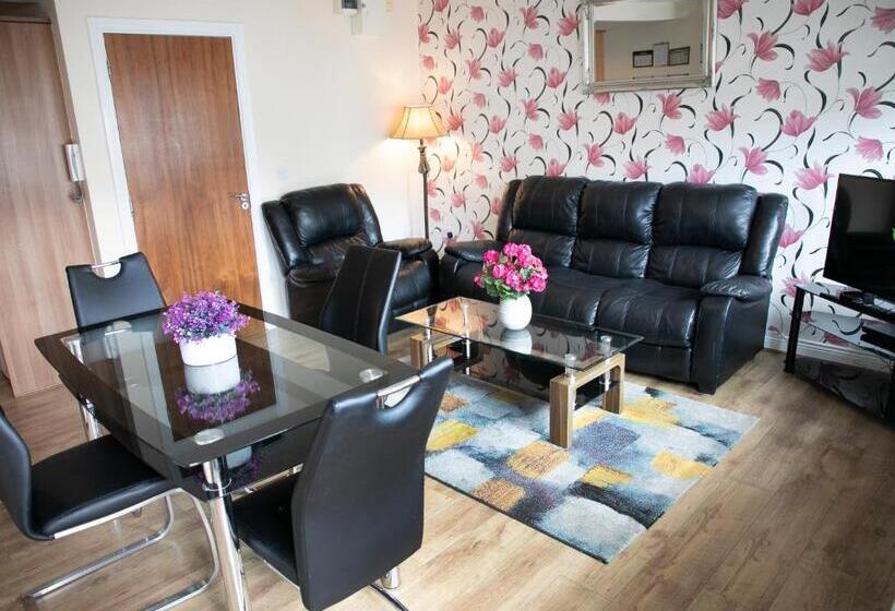 Апартаменты 2 Спальни, Arch House B&b & Apartments