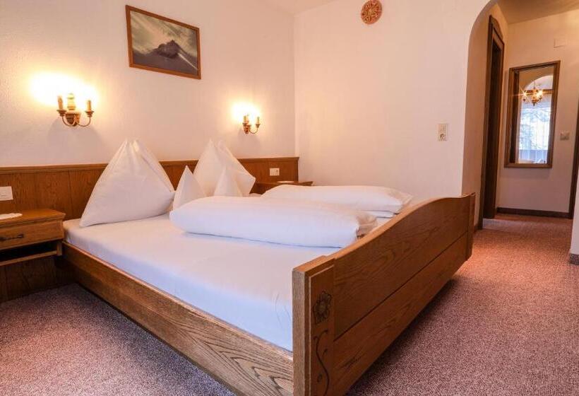 Номер Комфорт, Berghotel Rasis