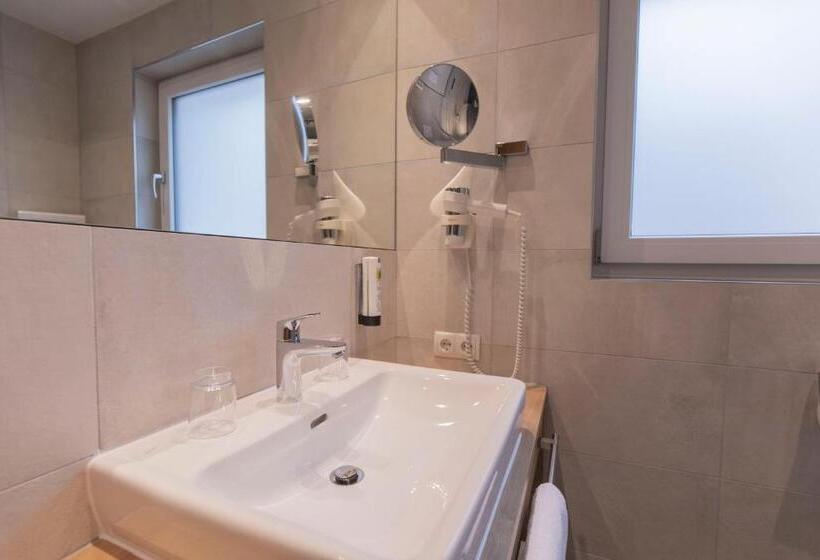 Номер Стандарт, Berghotel Rasis