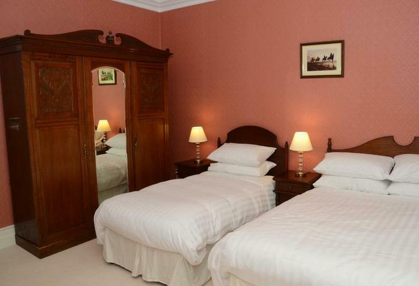 Standard 3 Pers. Værelse, Cannaway House B&b
