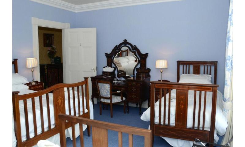 Семейный Номер, Cannaway House B&b