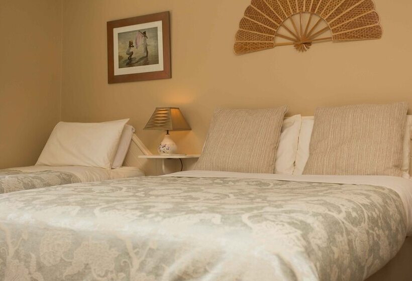 Семейный Номер, Fern Rock B&b
