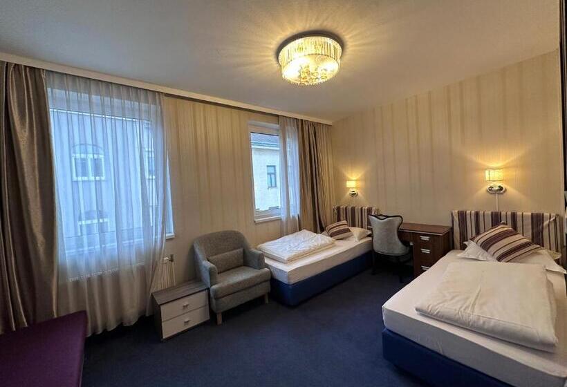 Номер Стандарт, Austria
