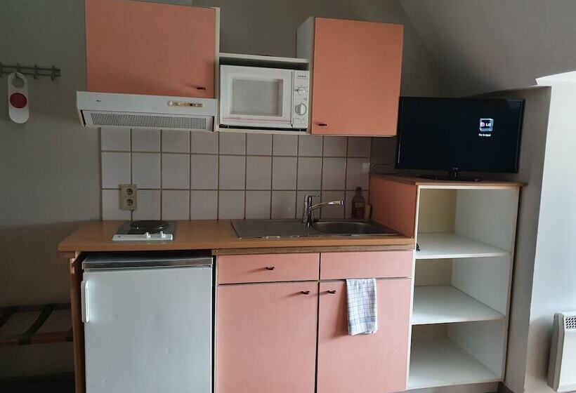 Номер Стандарт, Piano 2   Mont St Guibert   Louvain La Neuve