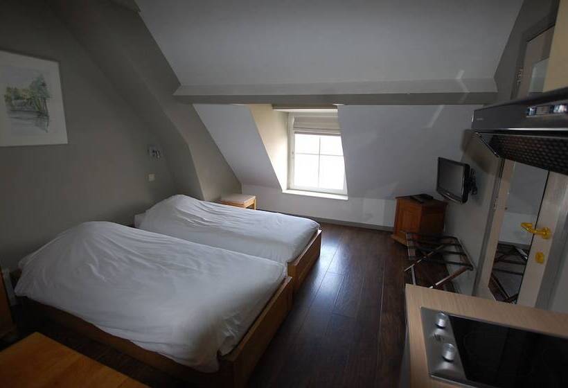 Номер Стандарт, Piano 2   Mont St Guibert   Louvain La Neuve