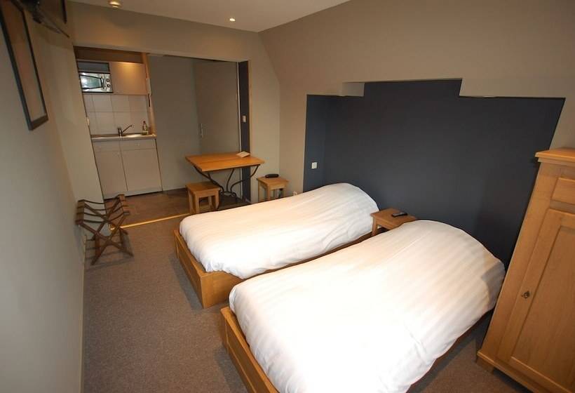 Номер Стандарт, Piano 2   Mont St Guibert   Louvain La Neuve
